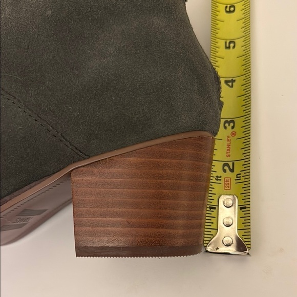 Toms Leila Gray Ankle Boots with Stacked Heel - Picture 8 of 9